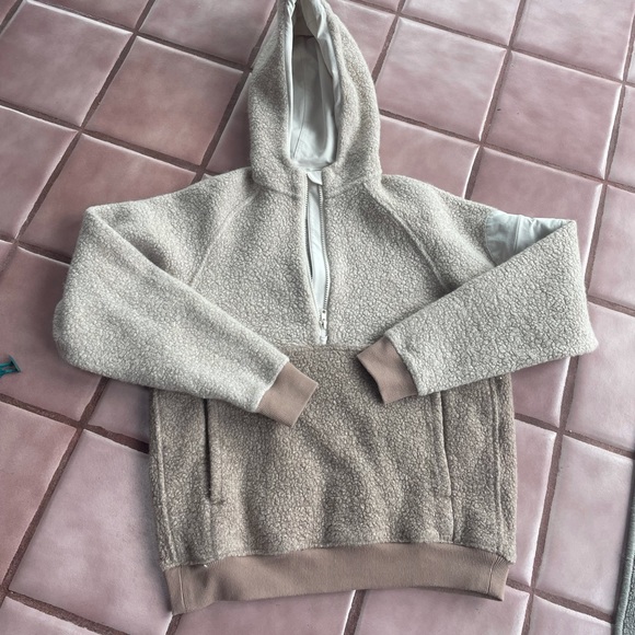 SOLD—Outdoor Voices Megafleece Hooded Jacket Sweatshirt XS EUC - Picture 6 of 15